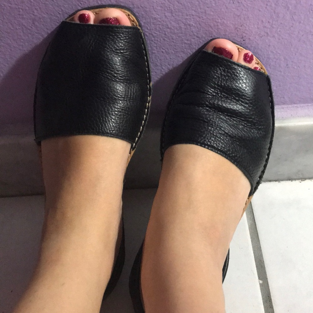Sandals - Picture 2 of 2